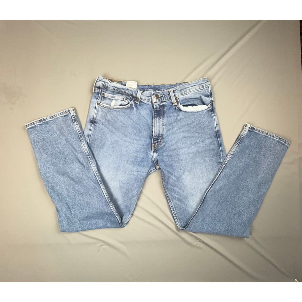 Levi’s 550 Relaxed Fit Tapered Leg Jeans 36x32 Light Wash